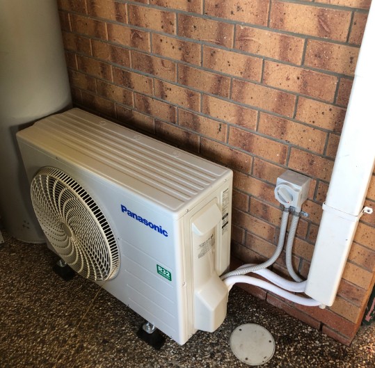 Split system air conditioner installers Beaconsfield QLD