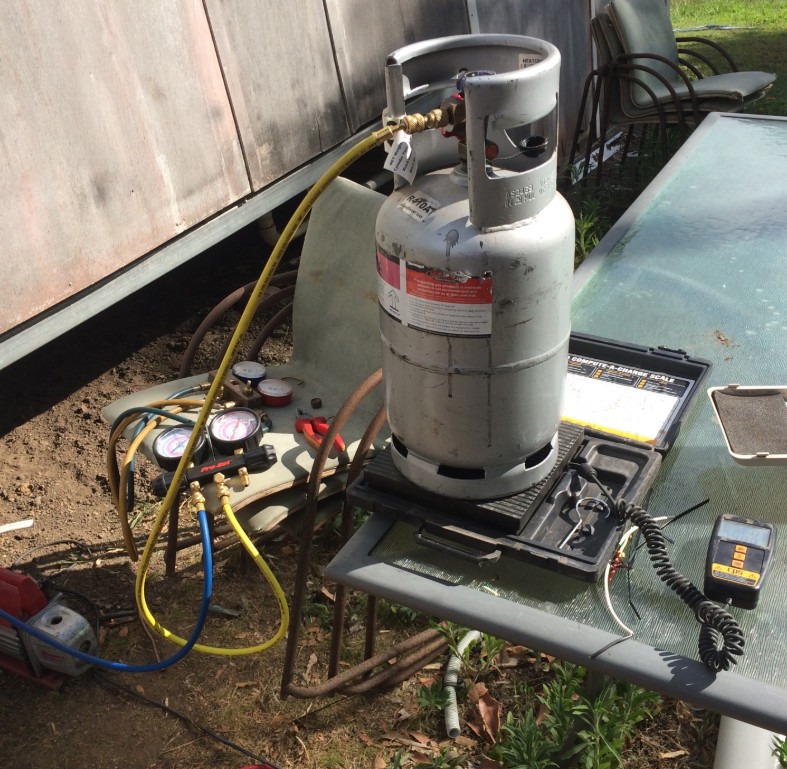 Split system air conditioner service Seaforth QLD